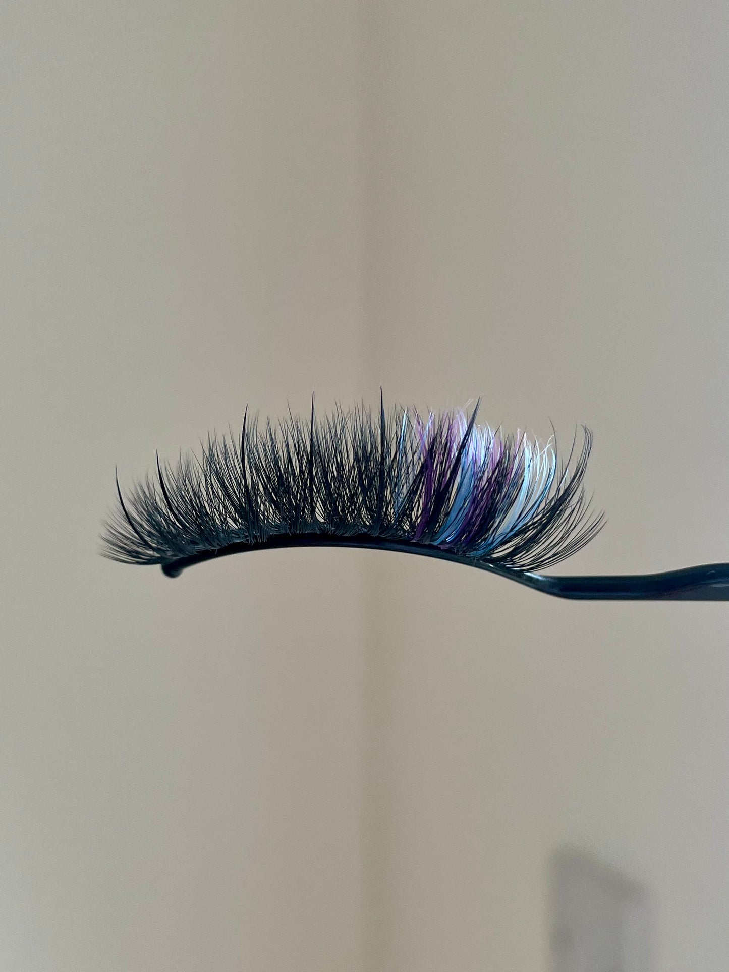 Customs -2 Blended Colour lashes (Baby girl base)