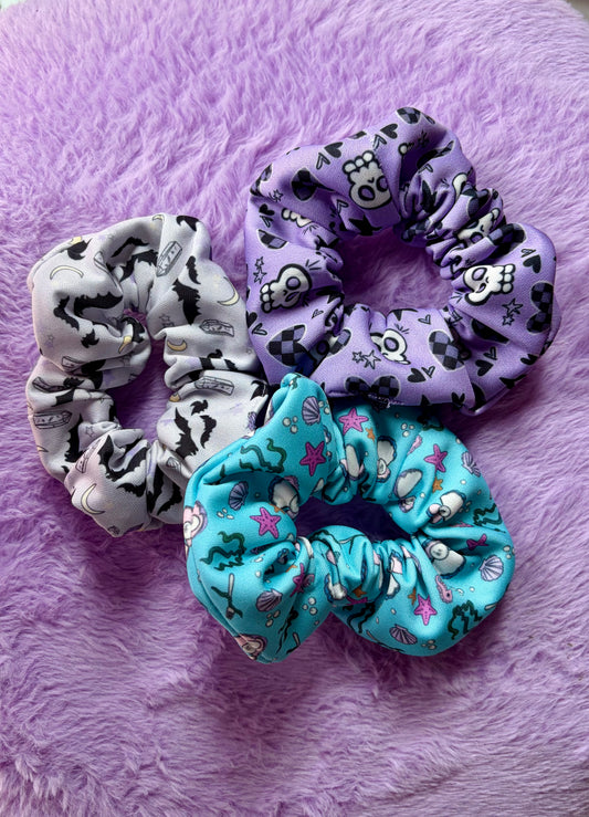 LS Lashes Scrunchies
