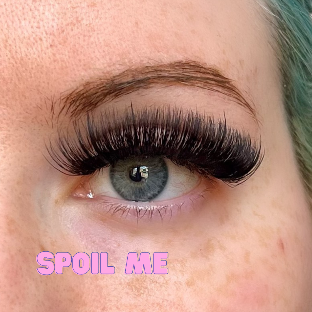 Spoil me - Mega Volume Strip Lash